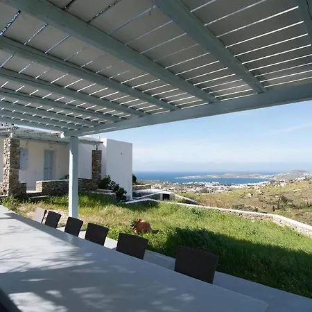 Cycladic House For 6ppl With Amazing View In Feriehus Páros